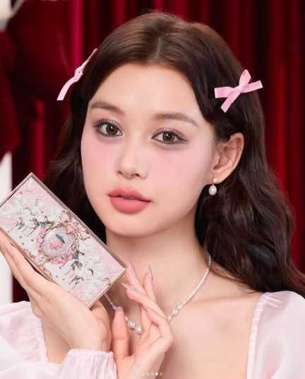 週末限定セール‼️台座付き‼️ピンクオパール ぷっくりハート 置物 カービング Святковий набір «Cupid of Hearts» від Flower Knows купити недорого